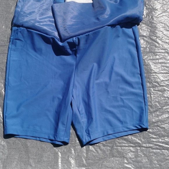 Size 4 S.C. & Co. Skort tummy control blue white floral stripes pockets NWT New - Picture 8 of 12